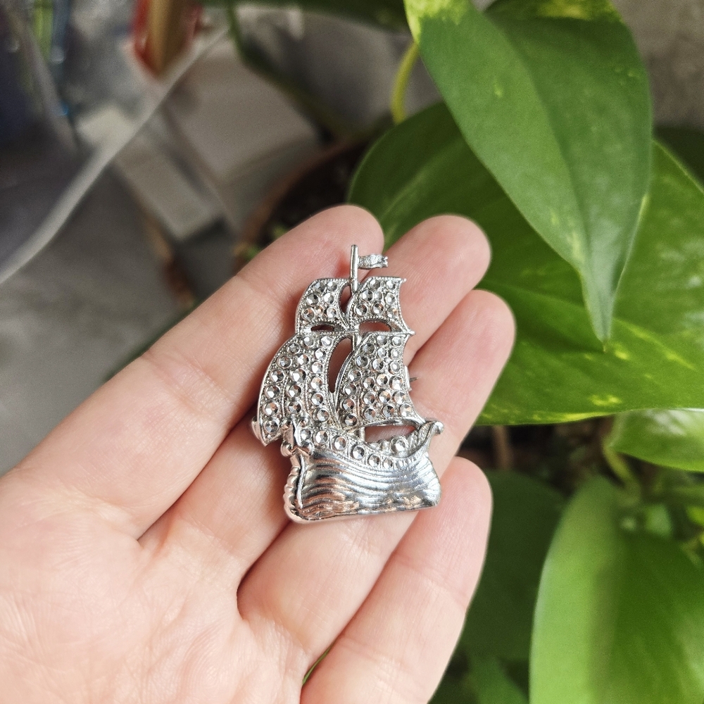 Vintage Silver Nautical Boat Ship Lapel Brooch Pin